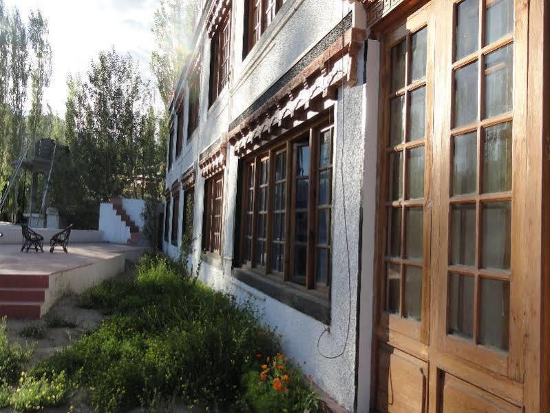 Mandala Hotel Leh Kültér fotó