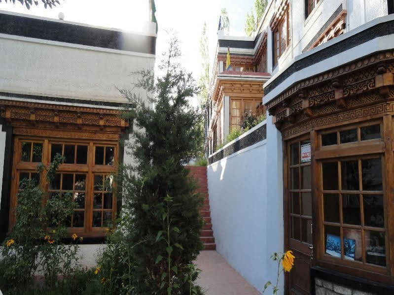Mandala Hotel Leh Kültér fotó